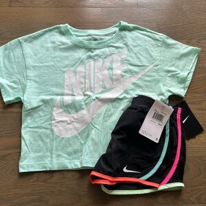 NWT Nike Girls Set size 6X